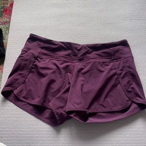 Ulule on shorts